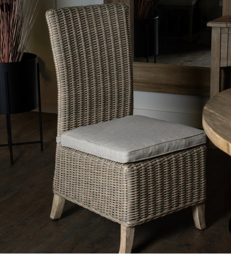 Season’s 2 Chair Bistro Set